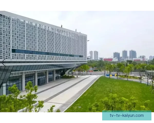 聚焦武汉足球现场直播全景呈现赛场激情与城市体育魅力风采非凡盛况